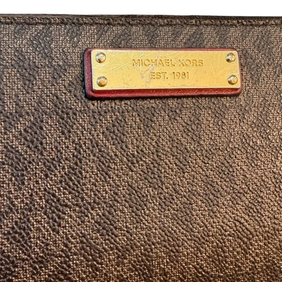 Michale Kors Signature Monogram Jet Set Leather Brown Burgundy Wristlet Wallet - Picture 5 of 5